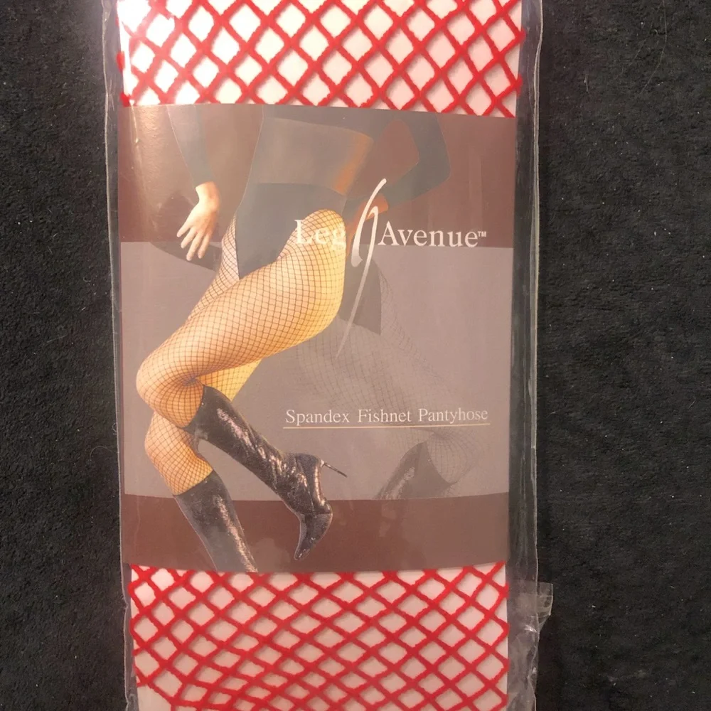 🌞 NWT Leg Avenue Red Spandex Fishnet Pantyhose One Size Fits wt.90-160
